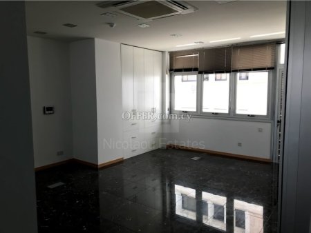 Whole floor office space in Nicosia s town center - 10