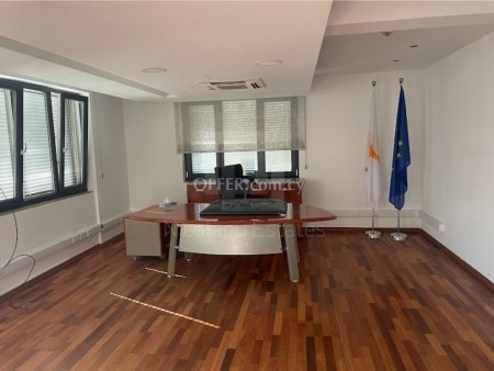Large office space in Agioi Omologites area of Nicosia - 9