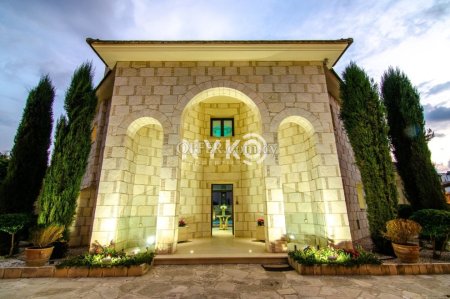 5 bedroom detached house furnished - 16