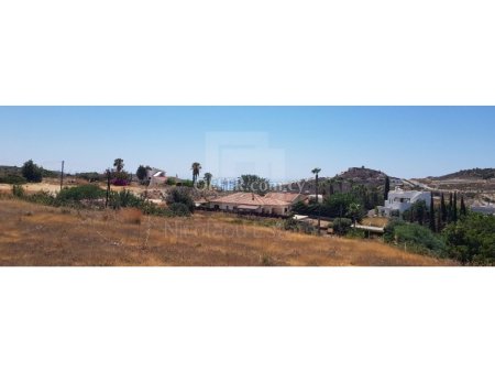 864 sq.m. plot with unobstructed sea views in Ayios Tychonas area of Limassol - 5