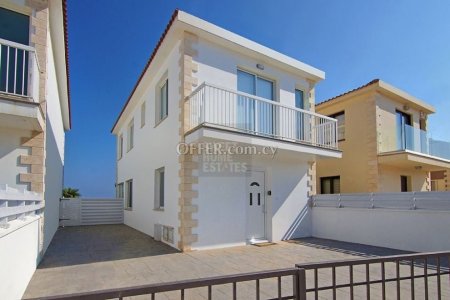 Beachfront Villa Ayia Thekla - 11