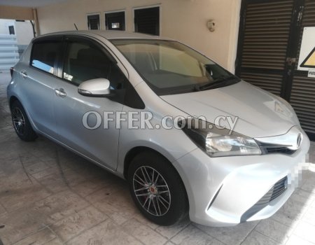 2014 Toyota Vitz 1.3L Petrol Automatic Hatchback