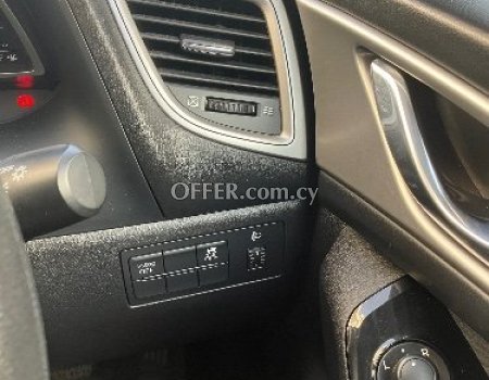 2017 Mazda Axela 1.5L Petrol Automatic Coupe - 5