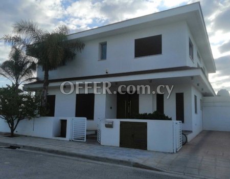For Sale, Three-Bedroom plus Office Room Detached House in Pallouriotissa - 1