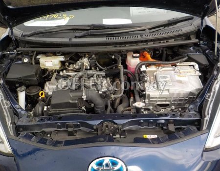 2019 Toyota AQUA 1.5L Automatic Hatchback - 7