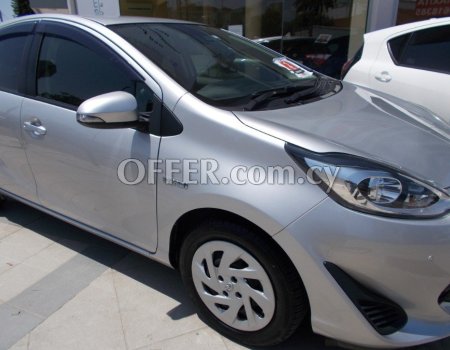 2018 Toyota AQUA 1.5L Hybrid Automatic Hatchback