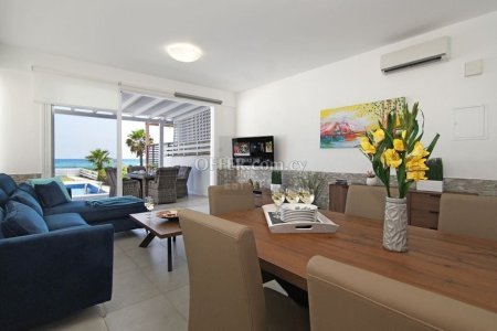 Beachfront Villa Ayia Thekla - 7