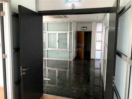 Whole floor office space in Nicosia s town center - 2