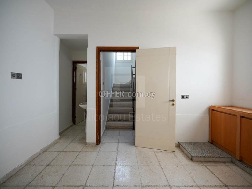 Four Bedroom House with Basement For Sale in Palouriotissa Nicosia - 8