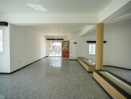 Four Bedroom House with Basement For Sale in Palouriotissa Nicosia - 10