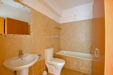 2 Bed Townhouse for Sale in Paralimni, Ammochostos - 2