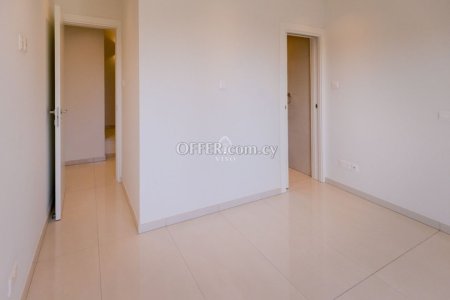 MODERN 2-BEDROOM DUPLEX APARTMENT WITH COMMUNAL ROOF TERRACE IN GERMASOGEIA AREA - 3