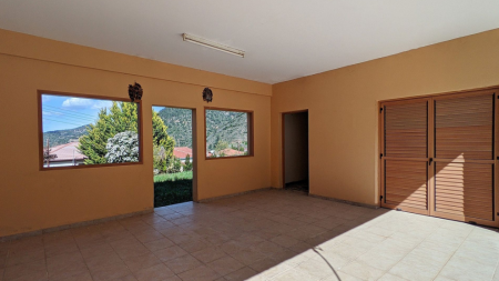 New For Sale €220,000 House (1 level bungalow) 4 bedrooms, Kampos Nicosia