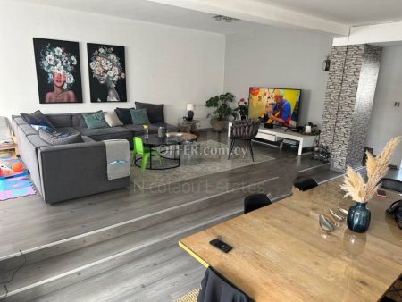 Three Bedroom fully Renovated Apartment of Makarios Av. Nicosia - 1