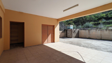 New For Sale €220,000 House (1 level bungalow) 4 bedrooms, Kampos Nicosia - 3
