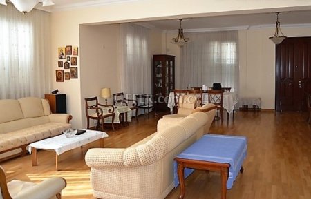 New For Rent €1,600 House 5 bedrooms, Strovolos Nicosia