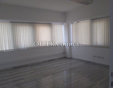 275m2 office for rent Katholiki