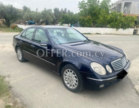 2003 Mercedes E220 2.2L Diesel Automatic Sedan