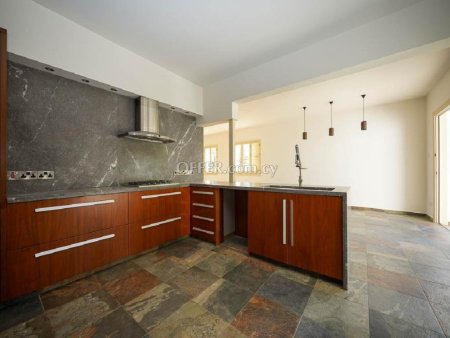 New For Sale €725,000 House 4 bedrooms, Detached Nicosia (center), Lefkosia Nicosia - 5