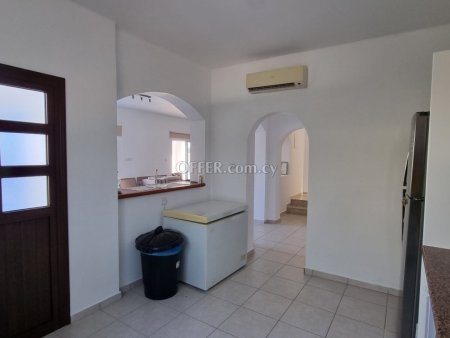 3-bedroom Detached Villa 150 sqm in Pissouri - 4