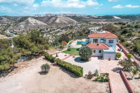 3 Bed House for Sale in Agia Anna, Larnaca