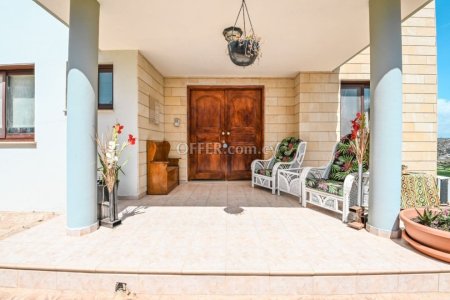 3 Bed House for Sale in Agia Anna, Larnaca - 10