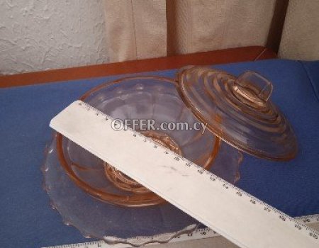 Παλαιά γλυκόθήκη σε ροζ χρώμα. - 3