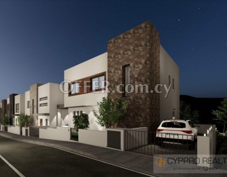 4 Bedroom House in Germasogeia - 1