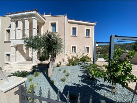 Luxury 5 bedrooms villa in Peyia - 5