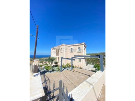 Luxury 5 bedrooms villa in Peyia - 4