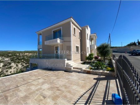 Luxury 6 bedrooms villa in Peyia - 4