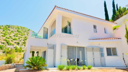 4 bed house for sale in Kamares Village Pafos - 1