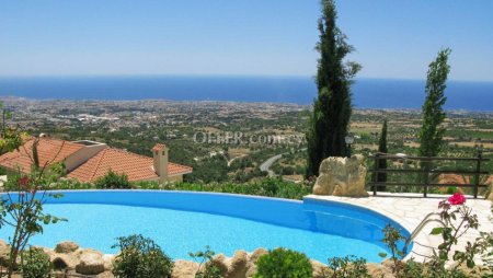 3 bed house for sale in Tsada Pafos