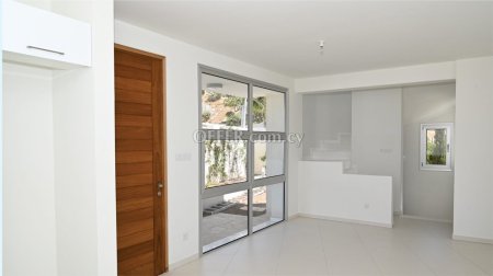 3 bed house for sale in Chloraka Pafos - 3