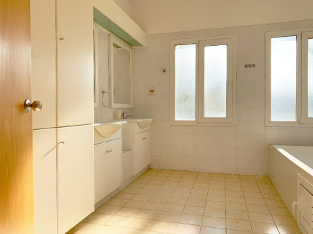 New For Sale €345,000 Maisonette 4 bedrooms, Semi-detached Strovolos Nicosia - 3