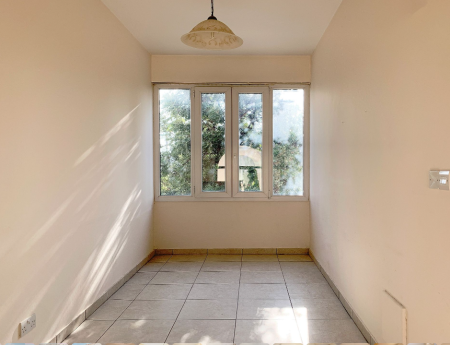 New For Sale €345,000 Maisonette 4 bedrooms, Semi-detached Strovolos Nicosia - 2