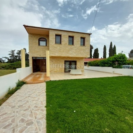 New For Sale €370,000 Maisonette 3 bedrooms, Semi-detached Aradippou Larnaca