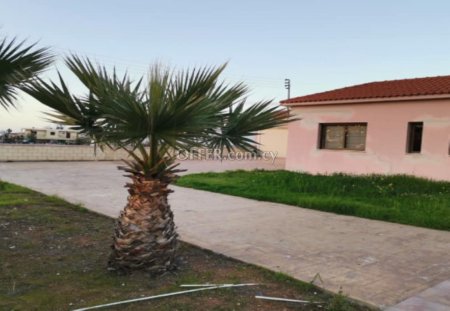 New For Sale €340,000 House (1 level bungalow) 4 bedrooms, Detached Paliometocho, Palaiometocho Nicosia - 4