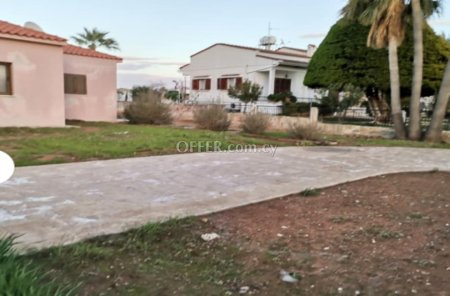 New For Sale €340,000 House (1 level bungalow) 4 bedrooms, Detached Paliometocho, Palaiometocho Nicosia - 3