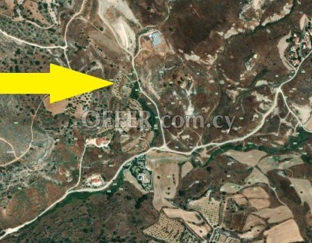 REF: 003 Land for sale in Armou Village of Paphos district. (photo 2)