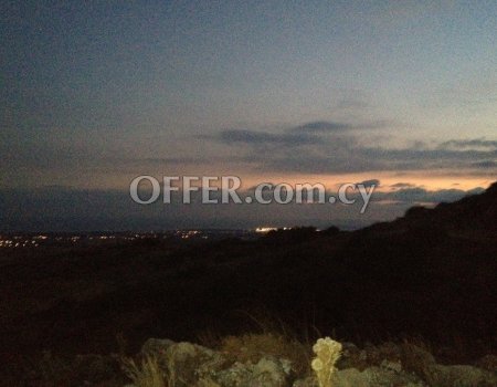 Land for sale in Anarita Village of Paphos district. - 3
