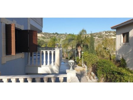 Large Villa 3 floors with Pool in Pyrgos Limassol - 4