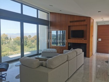 Exclusive three bedroom villa set in a luxury resort in Minthis Hills Tsada - 3