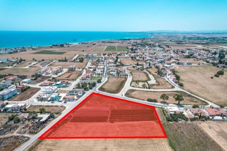 Field for Sale in Pervolia, Larnaca - 1