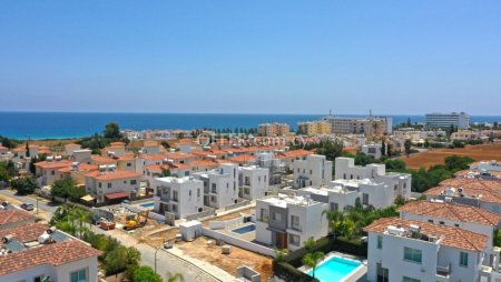 3 Bed Detached Villa for Sale in Ayia Triada, Ammochostos - 1