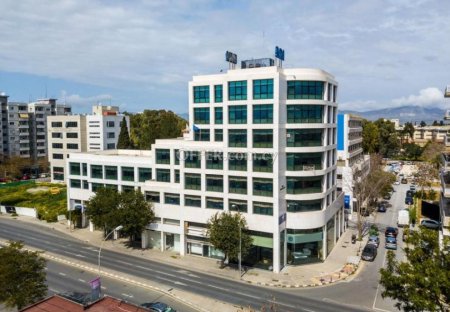 Mixed use building in Agioi Omologites Nicosia