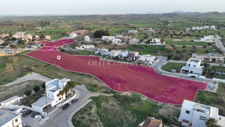 Share of a development Land of Four Adjacent Residential Fields in Tseri Nicosia - 3