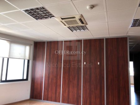 Office space on a commercial road in Acropoli area close to the Central Bank - 10