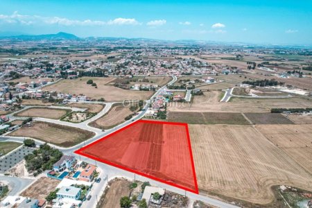 Field for Sale in Pervolia, Larnaca - 11