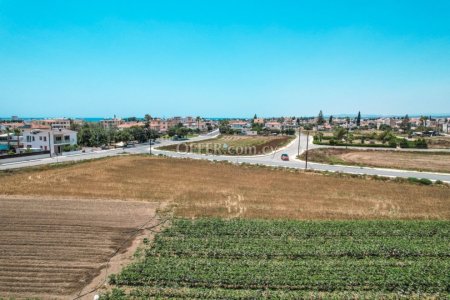 Field for Sale in Pervolia, Larnaca - 5